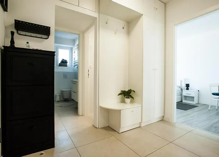 Little Violet - Balcony & Free Parking Apartamento