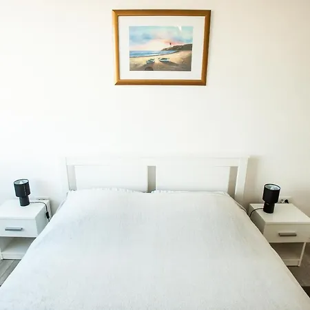 Little Violet - Balcony & Free Parking Apartman *
